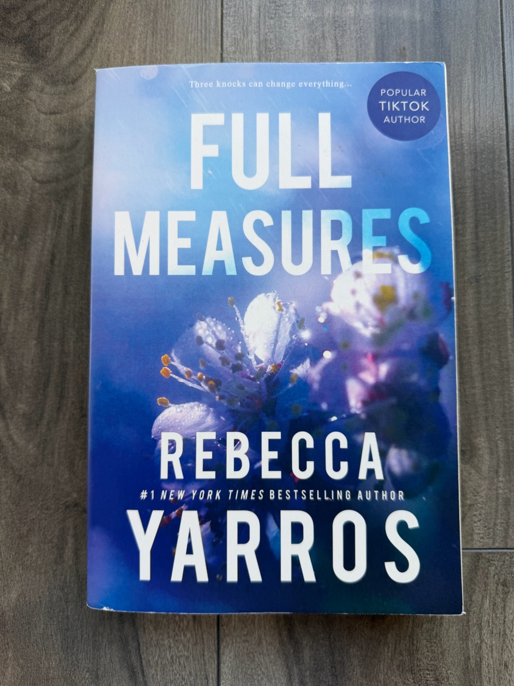 Paperback Full Measures by Rebecca Yarros